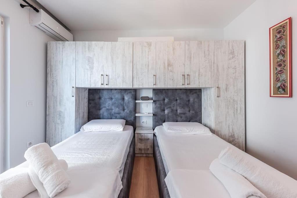 Seaview Luxury Suite By Ps Golem (Tirana) Exterior foto