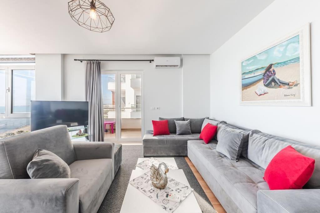 Seaview Luxury Suite By Ps Golem (Tirana) Exterior foto